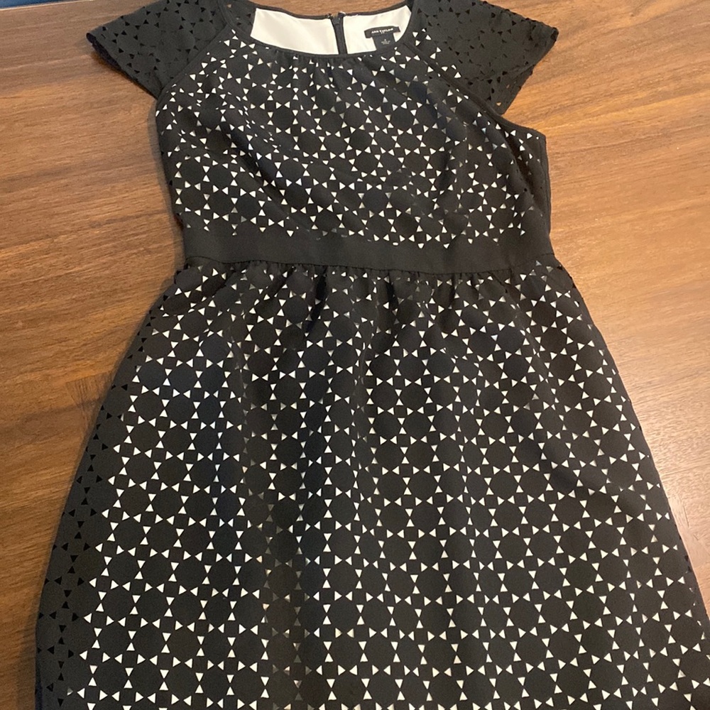 Stunning Ann Taylor Dress